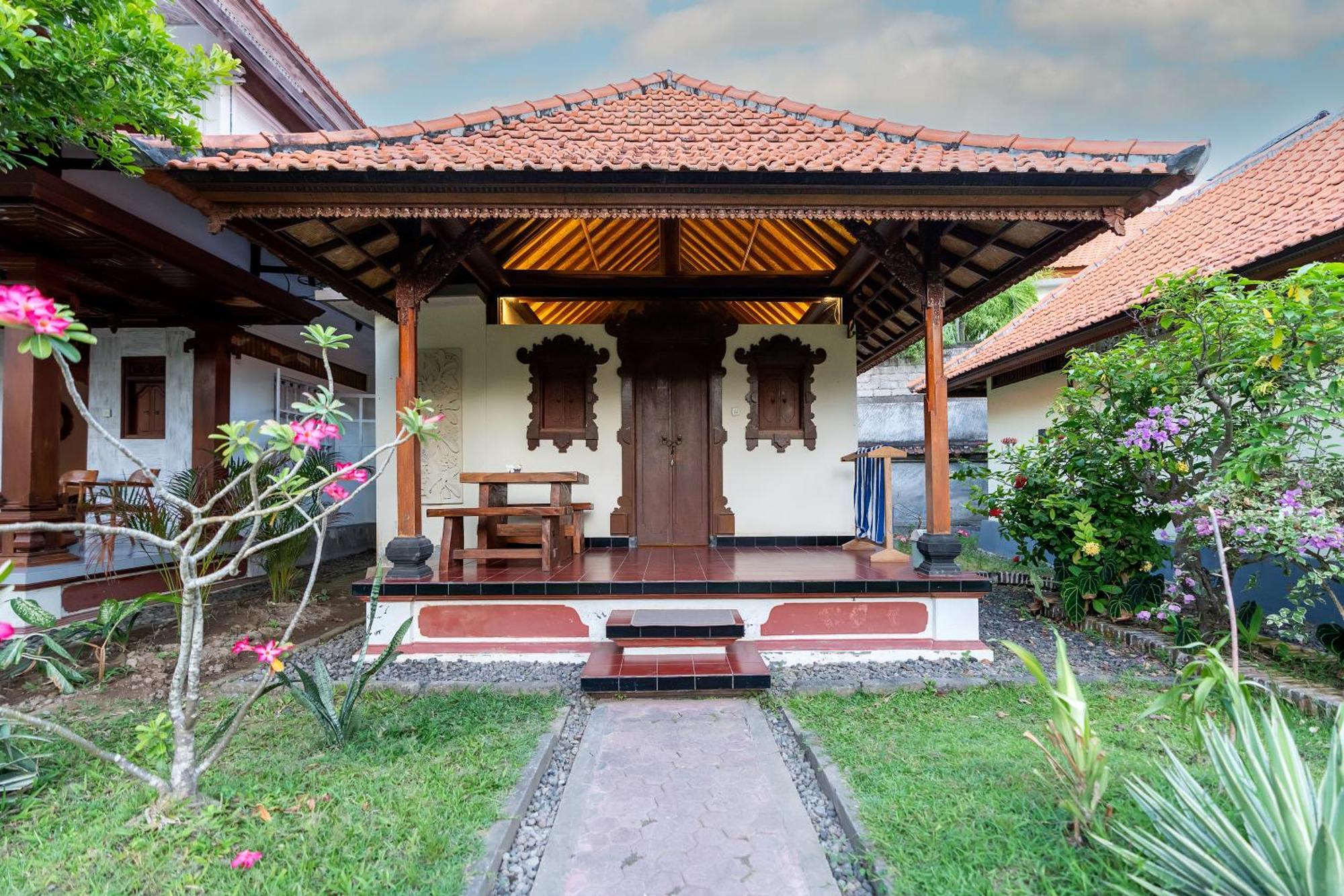 Ganesh Beach Hotel Candi Dasa  Bagian luar foto